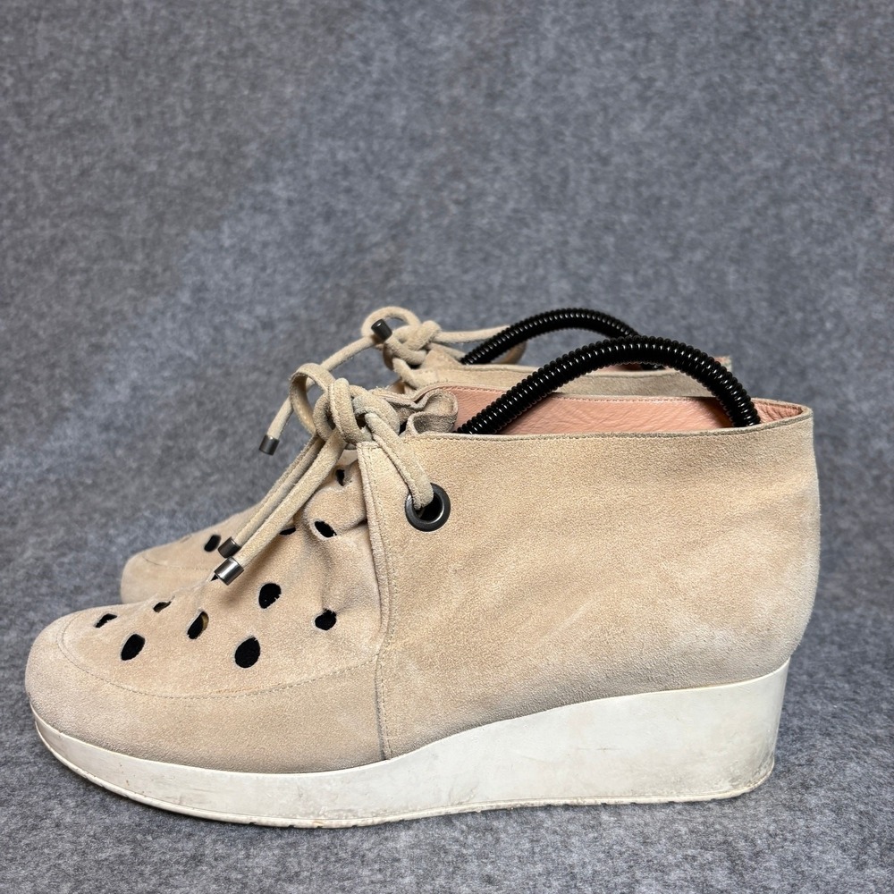 Robert Clergerie Nadine Beige Suede Perforated Lace Up Wedge Bootie Women 8.5 US - Picture 4 of 8